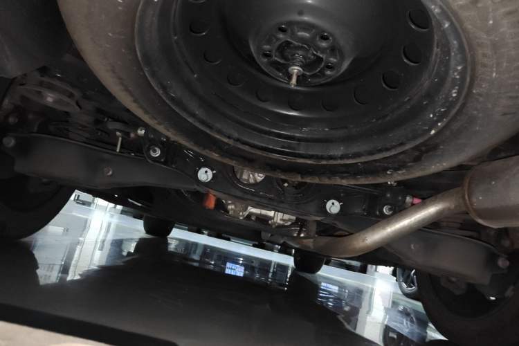 Used Toyota Crown Kluger 2021 2.5L HEV Four-Wheel Drive Premium Edition Chassis Rear