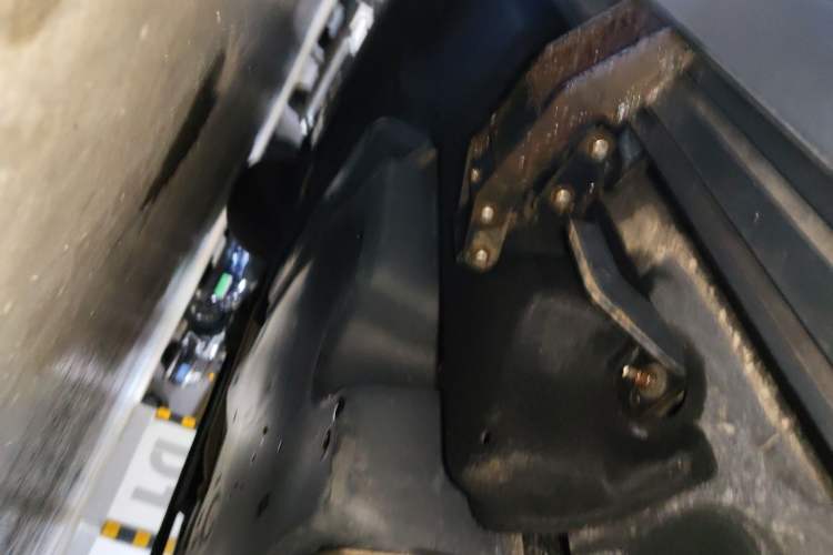 Used Toyota Crown Kluger 2021 2.5L HEV Two-Wheel Drive Entry Version Chassis Rear Left