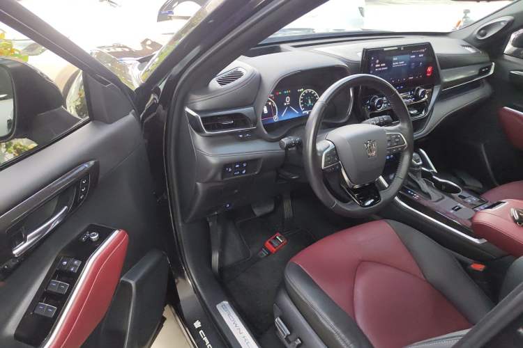 Used Toyota Crown Kluger 2021 2.5L HEV Four-Wheel Drive Flagship Edition Driver Seat