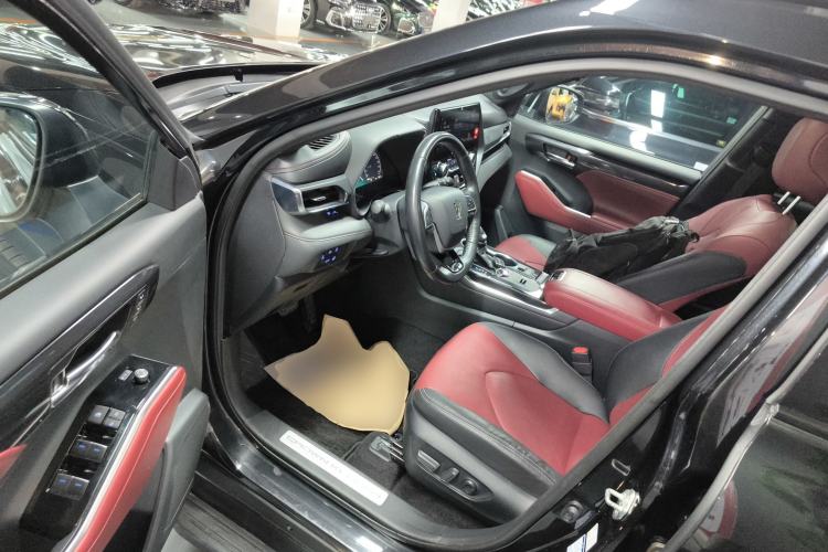 Used Toyota Crown Kluger 2021 2.5L HEV Four-Wheel Drive Flagship Edition Driver Seat