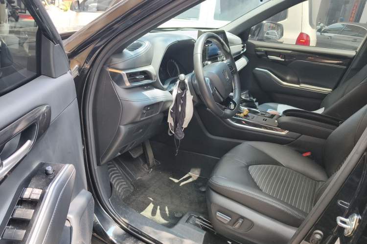 Used Toyota Crown Kluger 2021 2.5L HEV Four-Wheel Drive Luxury Edition Driver Seat
