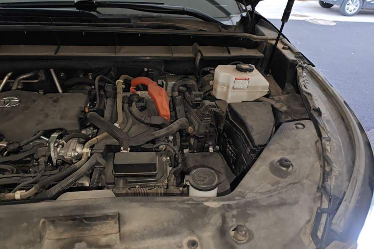 Used Toyota Crown Kluger 2021 2.5L HEV Four-Wheel Drive Elite Edition Engine Bay Left