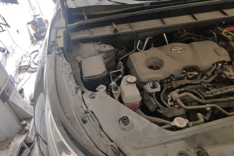 Used Toyota Crown Kluger 2021 2.5L HEV Four-Wheel Drive Premium Edition Engine Bay Right
