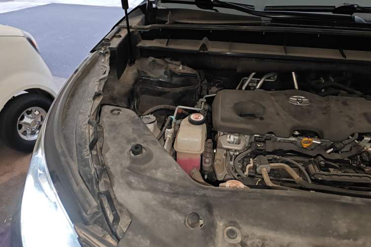 Used Toyota Crown Kluger 2021 2.5L HEV Four-Wheel Drive Elite Edition Engine Bay Right