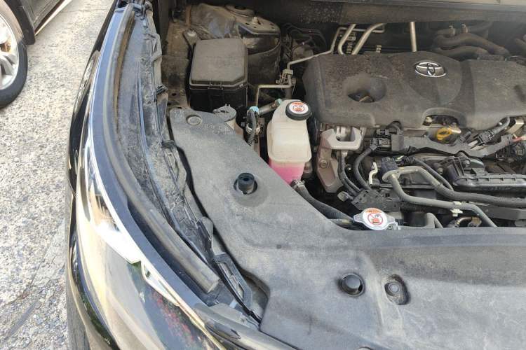 Used Toyota Crown Kluger 2021 2.5L HEV Four-Wheel Drive Premium Edition Engine Bay Right