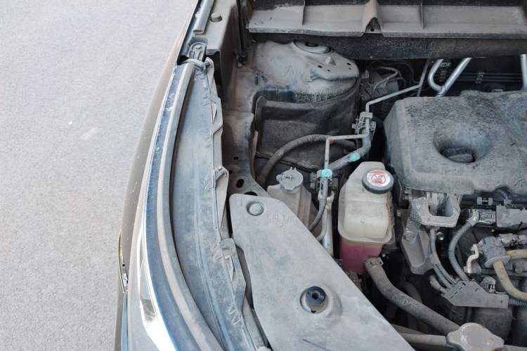 Used Toyota Crown Kluger 2021 2.5L HEV Four-Wheel Drive Elite Edition Engine Bay Right
