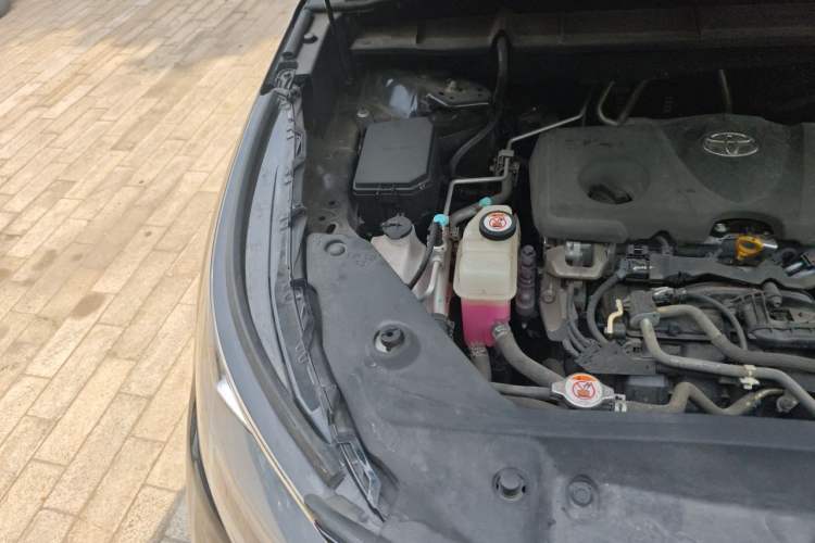 Used Toyota Crown Kluger 2021 2.5L HEV Four-Wheel Drive Flagship Edition Engine Bay Right