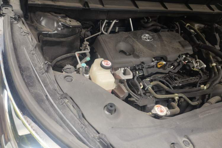 Used Toyota Crown Kluger 2021 2.5L HEV Two-Wheel Drive Entry Version Engine Bay Right