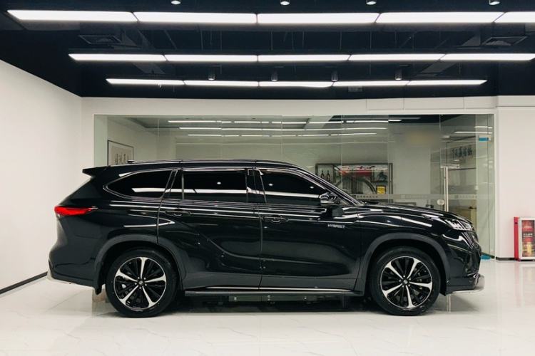 Used Toyota Crown Kluger 2021 2.5L HEV Four-Wheel Drive Premium Edition Exterior 6