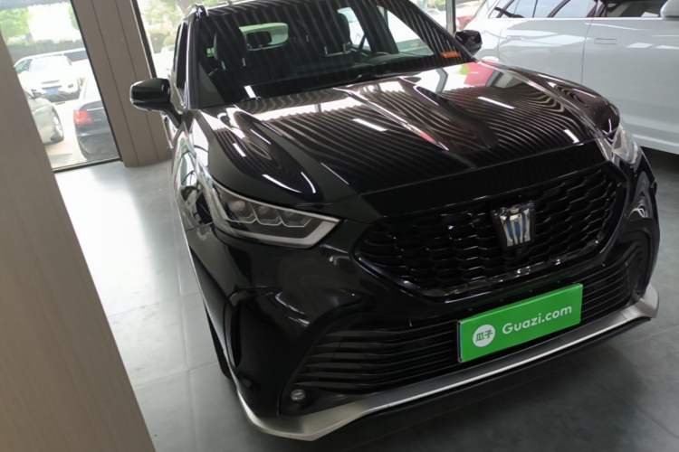 Used Toyota Crown Kluger 2021 2.5L HEV Four-Wheel Drive Premium Edition Front Right 45 Deg