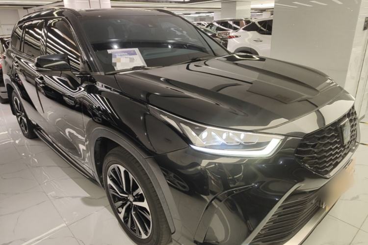 Used Toyota Crown Kluger 2021 2.5L HEV Four-Wheel Drive Premium Edition Front Right 45 Deg