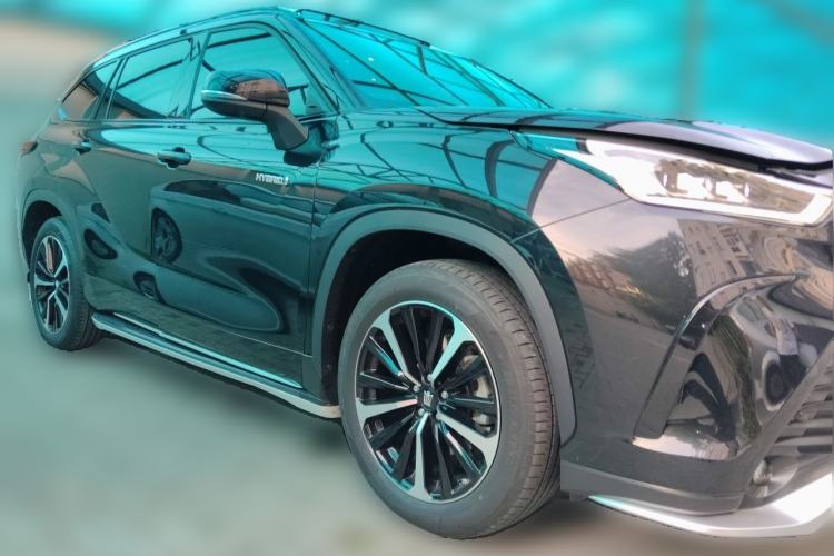 Used Toyota Crown Kluger 2021 2.5L HEV Four-Wheel Drive Premium Edition Front Right 45 Deg