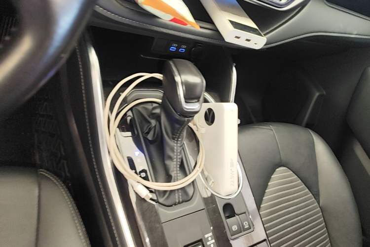 Used Toyota Crown Kluger 2021 2.5L HEV Four-Wheel Drive Luxury Edition Gear Lever