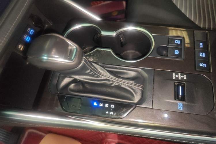 Used Toyota Crown Kluger 2021 2.5L HEV Four-Wheel Drive Premium Edition Gear Lever