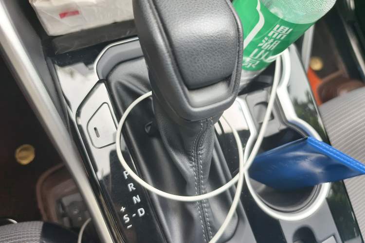 Used Toyota Crown Kluger 2021 2.5L HEV Two-Wheel Drive Elite Edition Gear Lever