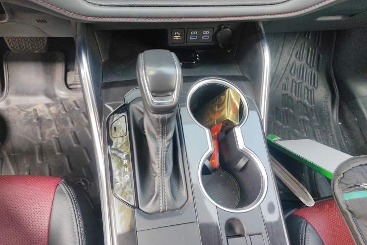 Used Toyota Crown Kluger 2021 2.5L HEV Four-Wheel Drive Flagship Edition Gear Lever