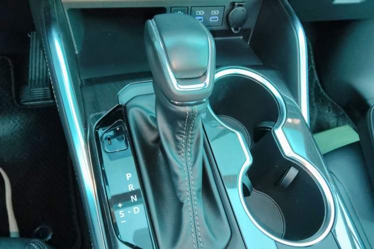 Used Toyota Crown Kluger 2021 2.5L HEV Four-Wheel Drive Premium Edition Gear Lever