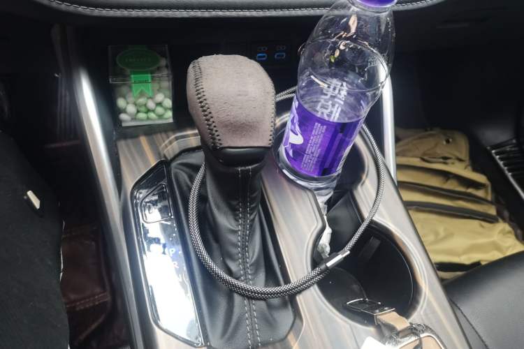 Used Toyota Crown Kluger 2021 2.5L HEV Two-Wheel Drive Entry Version Gear Lever