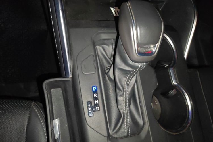 Used Toyota Crown Kluger 2021 2.5L HEV Four-Wheel Drive Flagship Edition Gear Lever