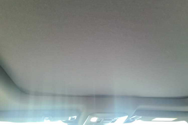 Used Toyota Crown Kluger 2021 2.5L HEV Four-Wheel Drive Flagship Edition Headliner