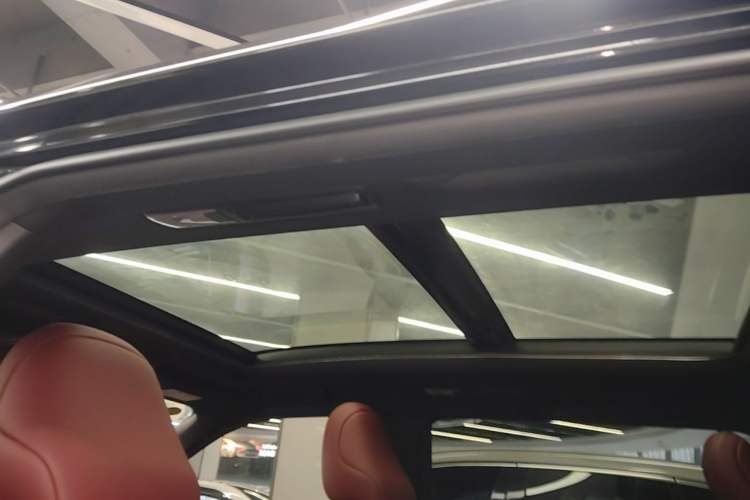 Used Toyota Crown Kluger 2021 2.5L HEV Four-Wheel Drive Flagship Edition Headliner