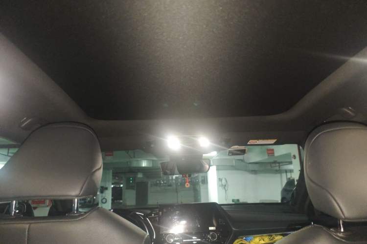 Used Toyota Crown Kluger 2021 2.5L HEV Four-Wheel Drive Premium Edition Headliner