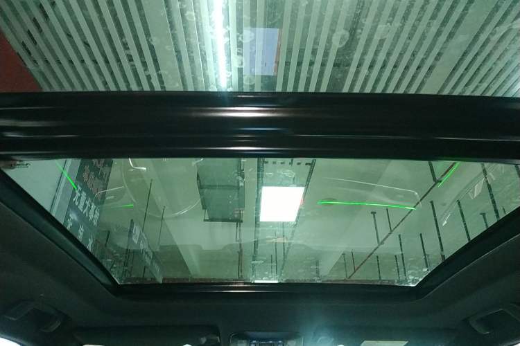 Used Toyota Crown Kluger 2021 2.5L HEV Four-Wheel Drive Flagship Edition Headliner
