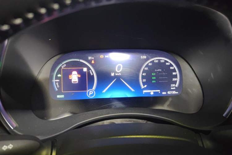 Used Toyota Crown Kluger 2021 2.5L HEV Four-Wheel Drive Premium Edition Instrument Cluster