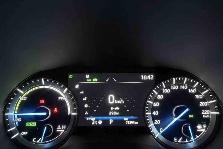 Used Toyota Crown Kluger 2021 2.5L HEV Two-Wheel Drive Entry Version Instrument Cluster