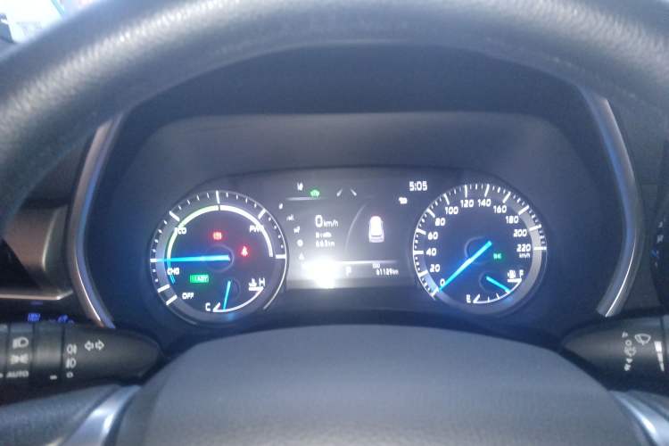 Used Toyota Crown Kluger 2021 2.5L HEV Two-Wheel Drive Elite Edition Instrument Cluster