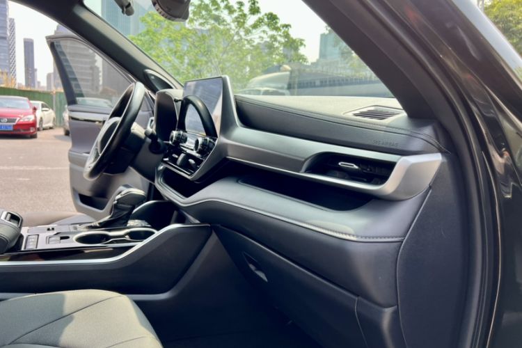 Used Toyota Crown Kluger 2021 2.5L HEV Four-Wheel Drive Elite Edition Interior 11