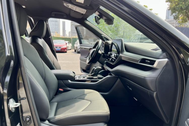 Used Toyota Crown Kluger 2021 2.5L HEV Four-Wheel Drive Elite Edition Interior 12