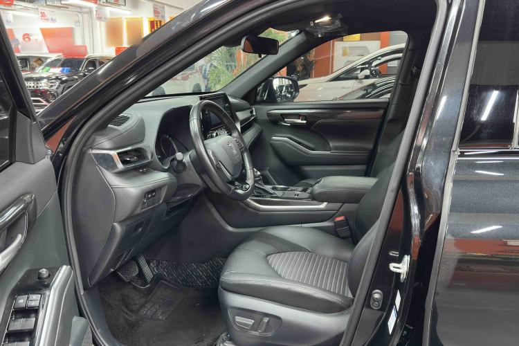 Used Toyota Crown Kluger 2021 2.5L HEV Four-Wheel Drive Luxury Edition Interior 2