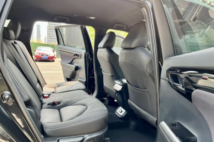 Used Toyota Crown Kluger 2021 2.5L HEV Four-Wheel Drive Elite Edition Interior 2