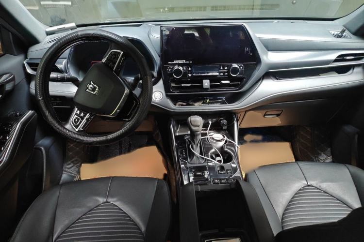 Used Toyota Crown Kluger 2021 2.5L HEV Four-Wheel Drive Premium Edition Interior 2