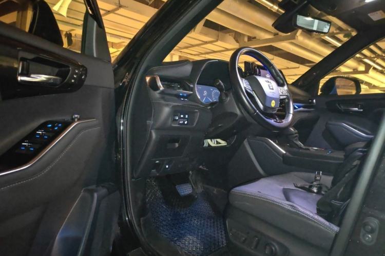 Used Toyota Crown Kluger 2021 2.5L HEV Four-Wheel Drive Flagship Edition Interior 3