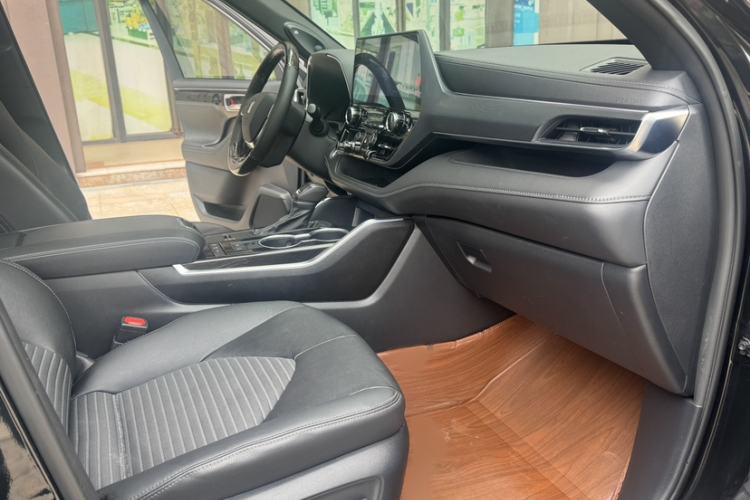 Used Toyota Crown Kluger 2021 2.5L HEV Four-Wheel Drive Premium Edition Interior 5