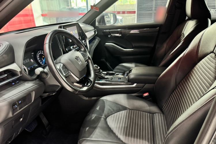 Used Toyota Crown Kluger 2021 2.5L HEV Four-Wheel Drive Luxury Edition Interior 7