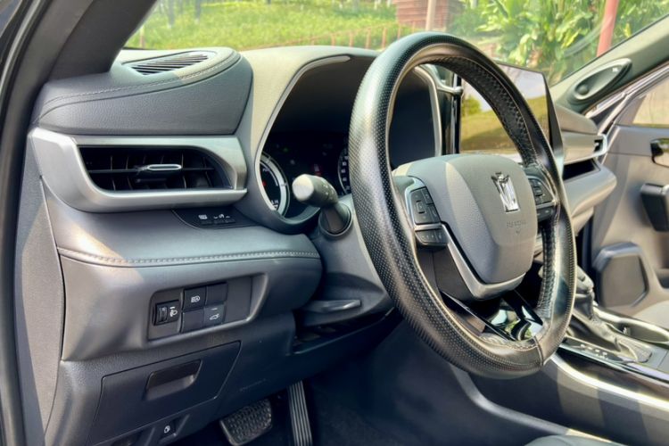 Used Toyota Crown Kluger 2021 2.5L HEV Four-Wheel Drive Elite Edition Interior 9