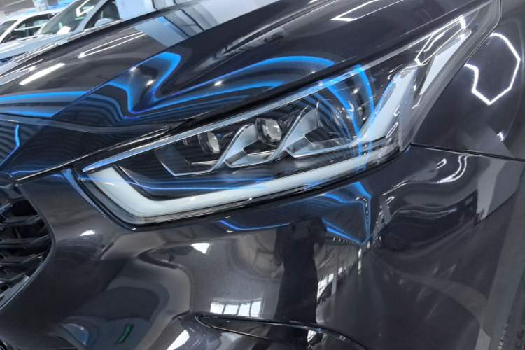 Used Toyota Crown Kluger 2021 2.5L HEV Four-Wheel Drive Flagship Edition Left Front Headlight