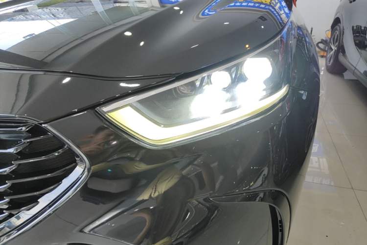 Used Toyota Crown Kluger 2021 2.5L HEV Four-Wheel Drive Flagship Edition Left Front Headlight