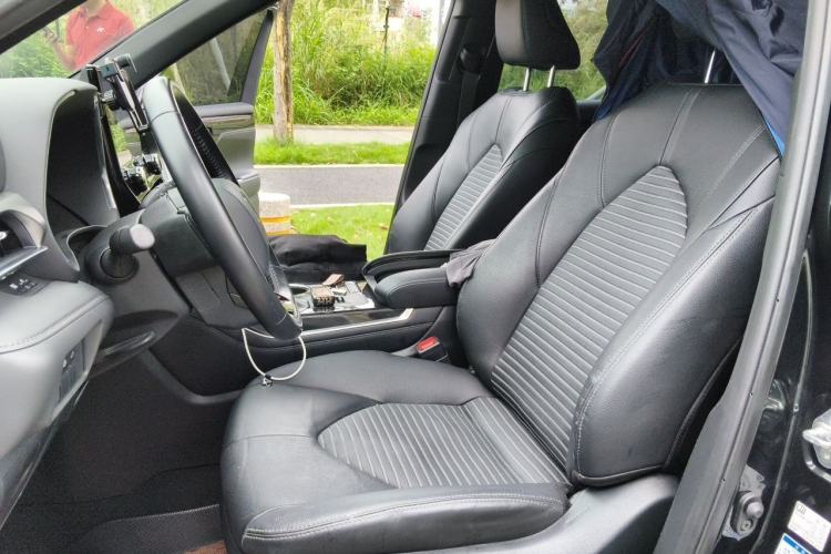 Used Toyota Crown Kluger 2021 2.5L HEV Four-Wheel Drive Luxury Edition Left Front Seat