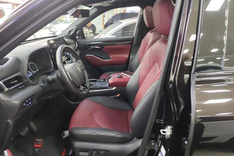 Used Toyota Crown Kluger 2021 2.5L HEV Four-Wheel Drive Flagship Edition Left Front Seat