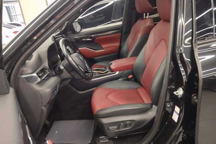 Used Toyota Crown Kluger 2021 2.5L HEV Four-Wheel Drive Flagship Edition Left Front Seat