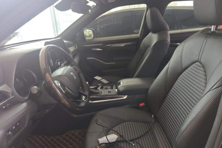 Used Toyota Crown Kluger 2021 2.5L HEV Four-Wheel Drive Luxury Edition Left Front Seat