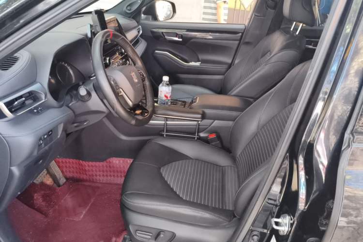 Used Toyota Crown Kluger 2021 2.5L HEV Four-Wheel Drive Luxury Edition Left Front Seat