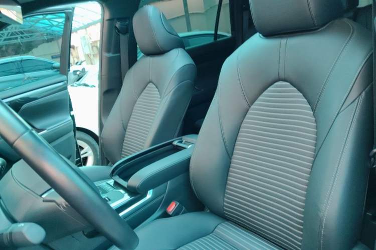 Used Toyota Crown Kluger 2021 2.5L HEV Four-Wheel Drive Premium Edition Left Front Seat