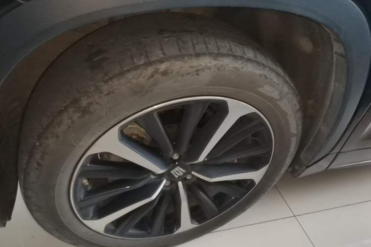 Used Toyota Crown Kluger 2021 2.5L HEV Four-Wheel Drive Premium Edition Left Front Wheel Hub