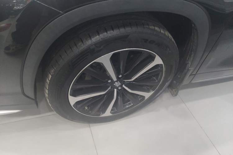 Used Toyota Crown Kluger 2021 2.5L HEV Four-Wheel Drive Premium Edition Left Front Wheel Hub
