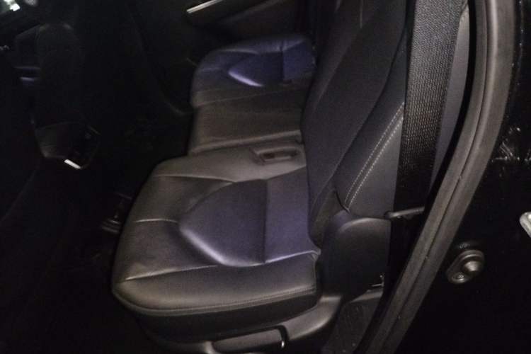 Used Toyota Crown Kluger 2021 2.5L HEV Four-Wheel Drive Flagship Edition Left Rear Seat